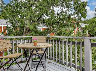 8 Essex Ln APT 2712, Suffern, NY 10901