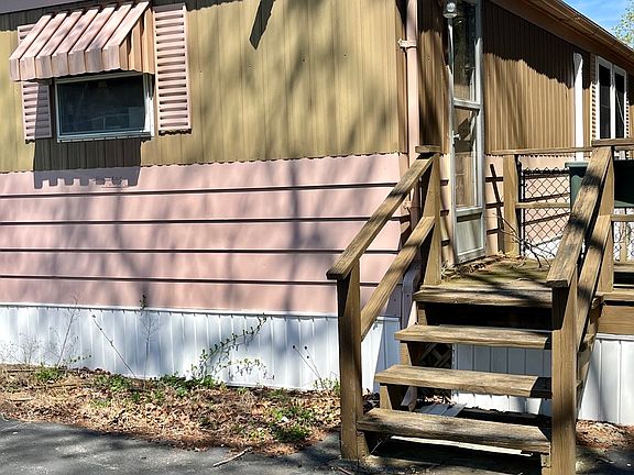 2nd image of 30 Madeline St