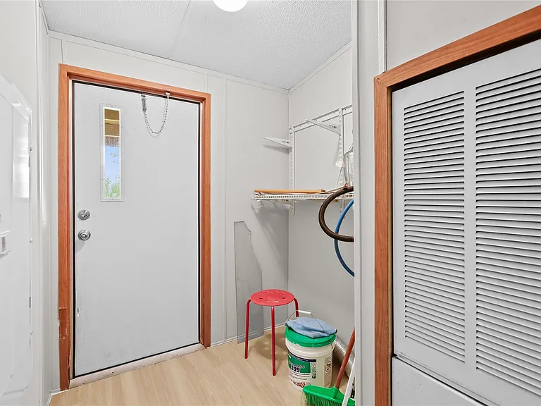 22091 Bowden Dr — Photo 5