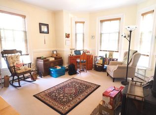 119 Elm St APT 10, Marblehead, MA 01945