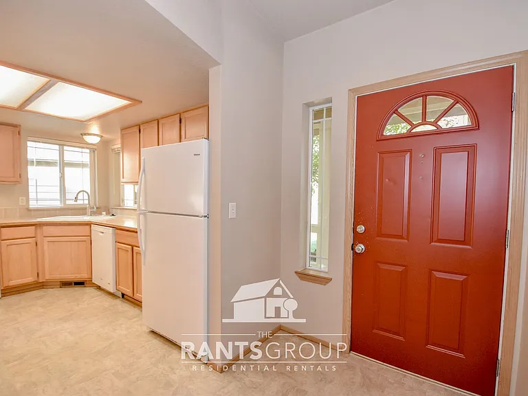 5305 Stockton St SE — Photo 4