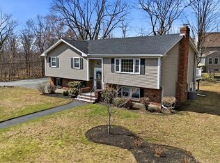 75 Whitehall Ln, Reading, MA 01867