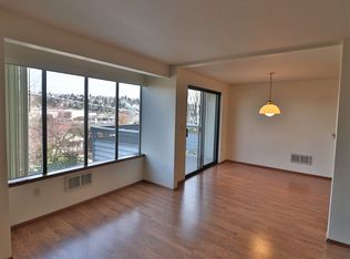 645 W Nickerson St #102, Seattle, WA 98119