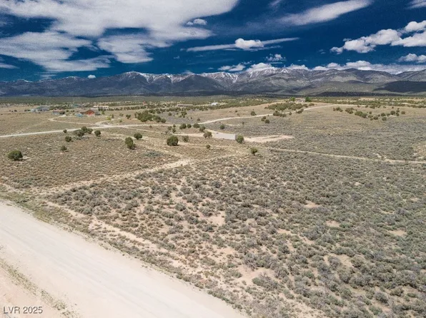 680 E 295th St S, Ely, NV 89315