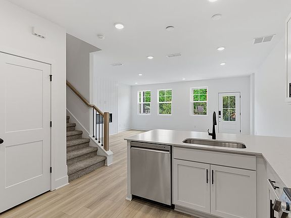 5th image of 3027 Stokers Ln