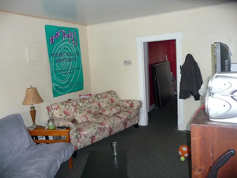109 North Ave — Photo 6