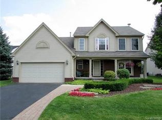 255 Derby Ln, Oxford, MI 48371