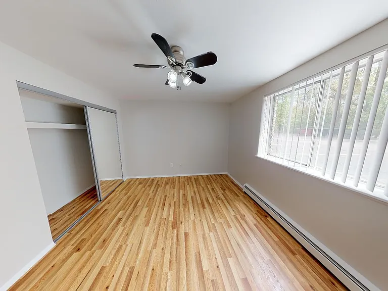 1125 N Sherman Dr — Photo 9