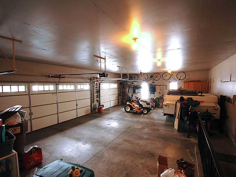3+ car garage