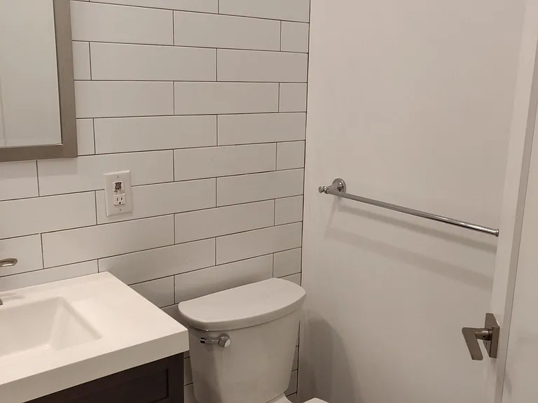 1327 N Franklin St #1 — Photo 9