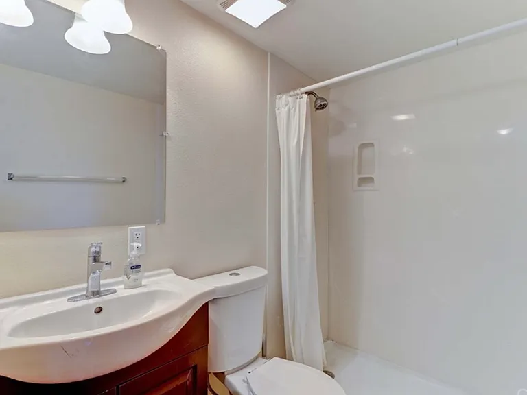 16054 Grand Ave #B — Photo 7
