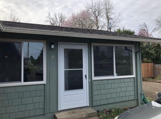 1255 E Van Buren Ave #4, Cottage Grove, OR 97424