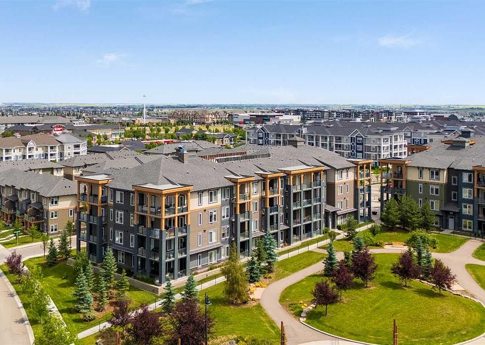 1st image of 300 N Auburn Meadows Mnr SE #301