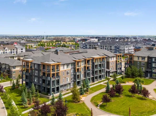 300 N Auburn Meadows Mnr SE #301, Calgary, AB T3M 2Y3