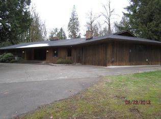 17810 W Spring Lake Dr SE, Renton, WA 98058