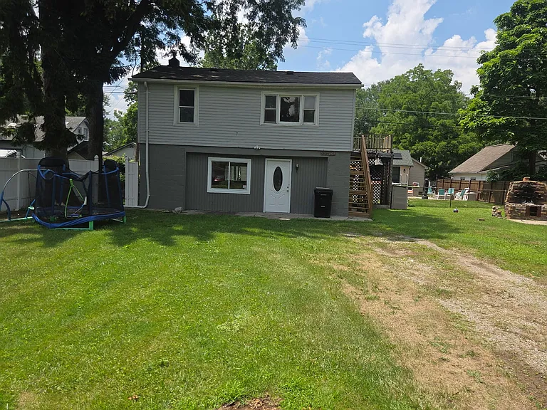 22115 Springbrook Ave — Photo 1