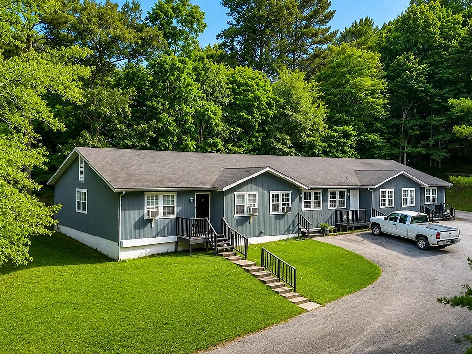 51 Shields Ln #4