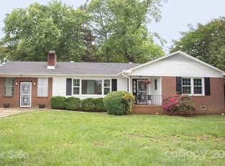 515 Lakewood Dr, Gastonia, NC 28056