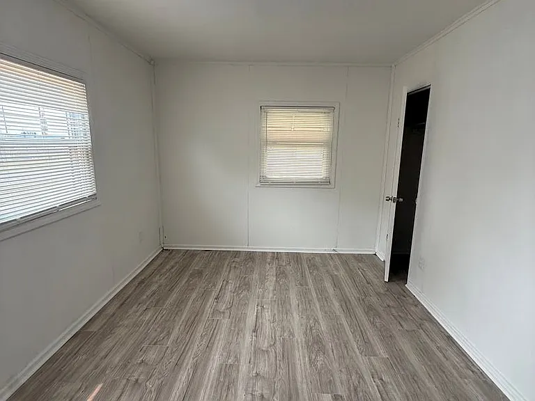 15615 Lotus Dr — Photo 4