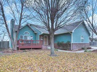 1667 N Timbers Edge Ct, Mulvane, KS 67110