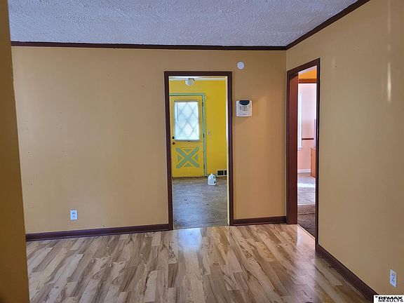 3rd image of 7205 N Ridge Dr