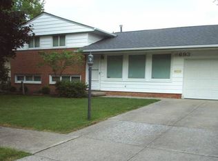 6693 Rochelle Blvd, Parma Heights, OH 44130