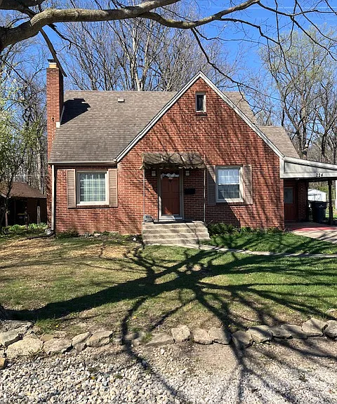 Front view of home
