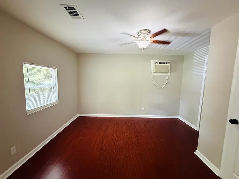 1763 San Gabriel Ave — Photo 11