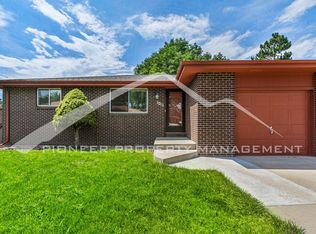 1011 Emerson Pl, Longmont, CO 80501