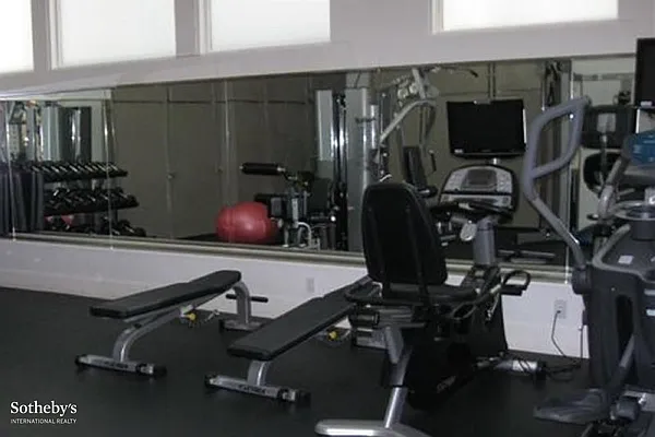 Rented by Sotheby's International Realty | media 22