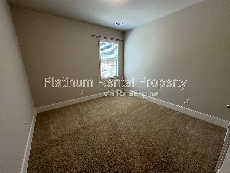 5115 Roseman Trl — Photo 14