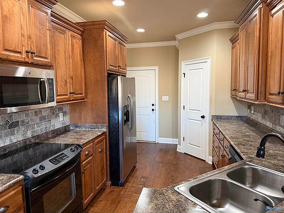 3rd image of 29073 Stonehenge Dr