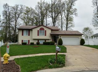1223 Richwood Dr SE, Grand Rapids, MI 49508