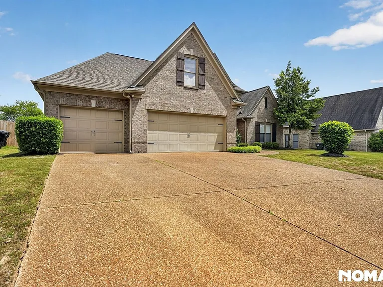 4886 Fox Springs Dr — Photo 29