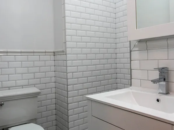 205 Street James' Place image 23 of 26