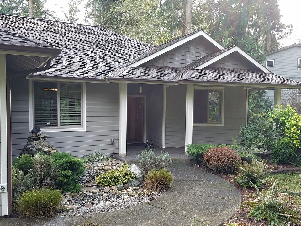 1st image of 412 Foxfield Dr