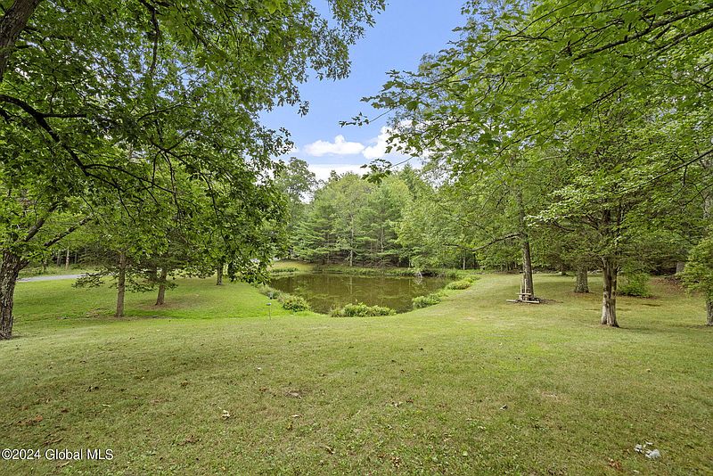 5th image of 223 Bethel Ridge Road