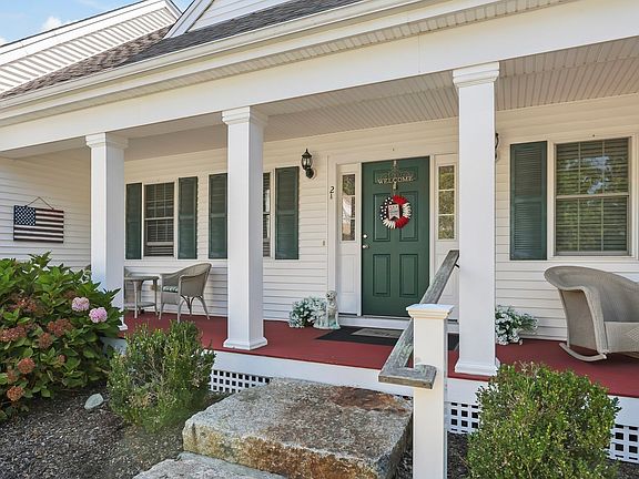 5th image of 2 Rosemary Ln #A