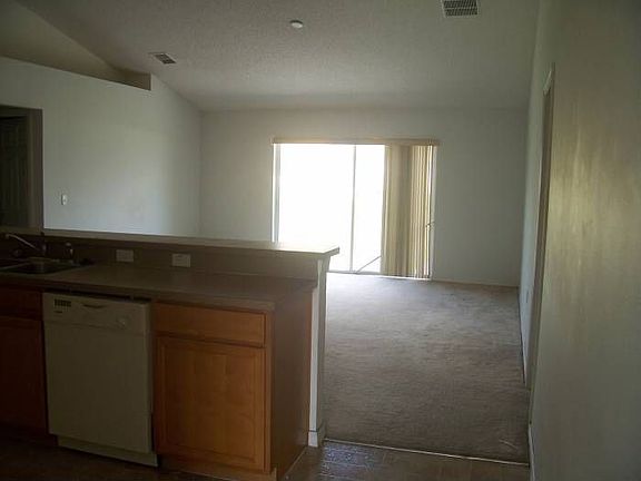 3rd image of 1903 Manatee Dr