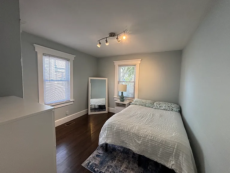 304 14th Ave — Photo 11