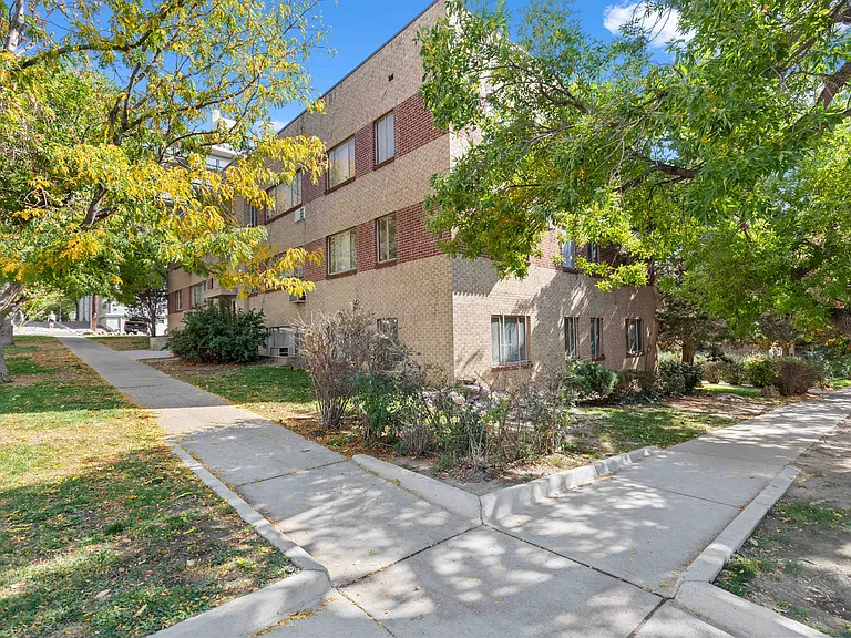 Court Place — Photo 11
