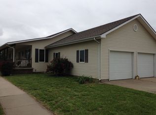 1203 19th Ave, McPherson, KS 67460