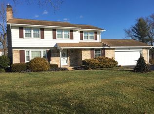 4705 Darlington Rd, York, PA 17408