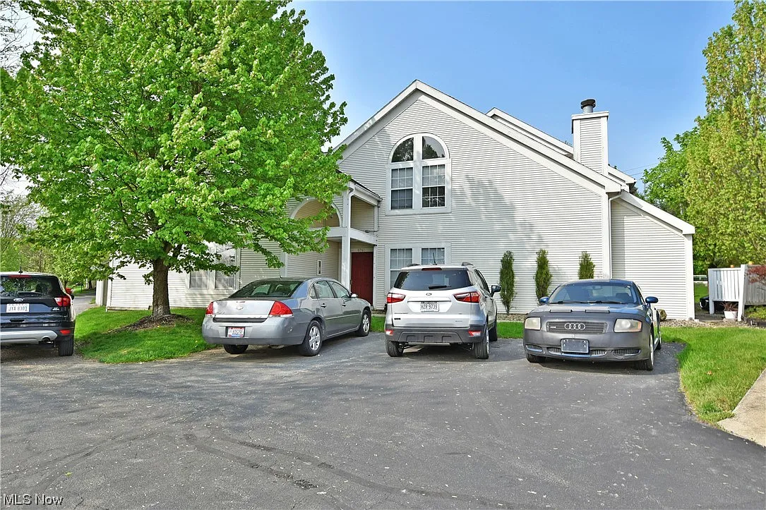 6761 Tippecanoe Rd Unit 6 photo 1