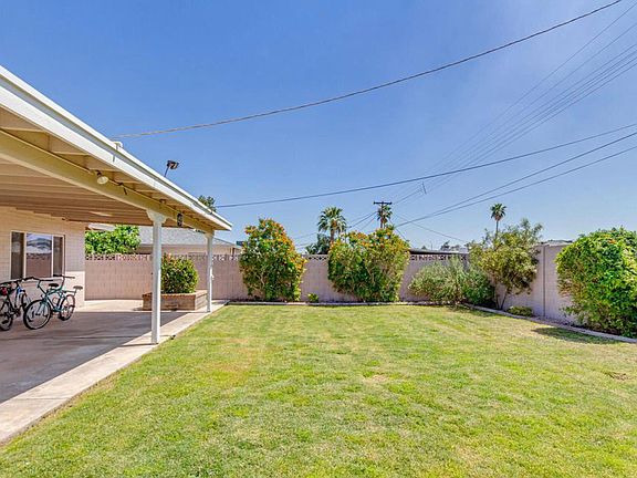 Large very private yard