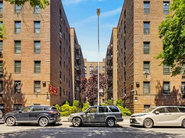 132-35 Sanford Avenue #408, Flushing, NY 11355