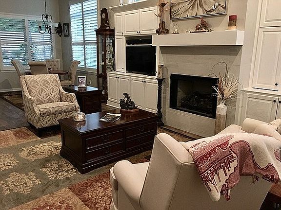 Family Room Dining Room