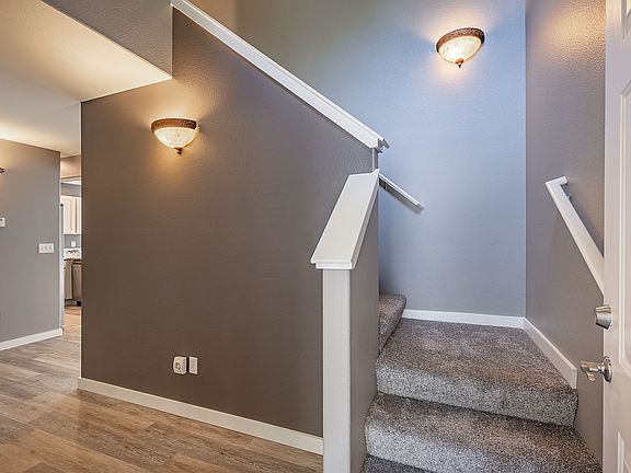 2nd image of 1815 Larch Way