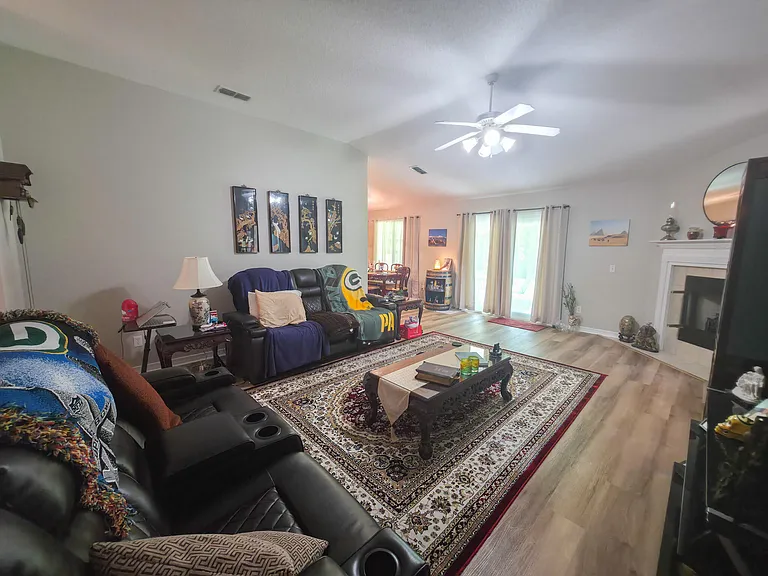7399 Broadmoor St — Photo 12