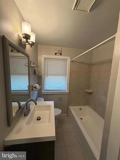 202 W Edgevale Rd #A — Photo 13